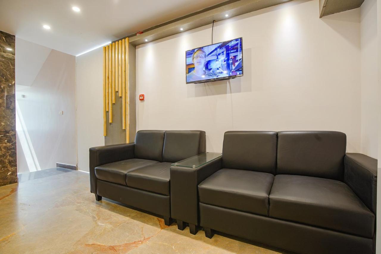 Fabhotel Athasri Inn - Nr Bellandur Railway Station 벵갈루루 외부 사진