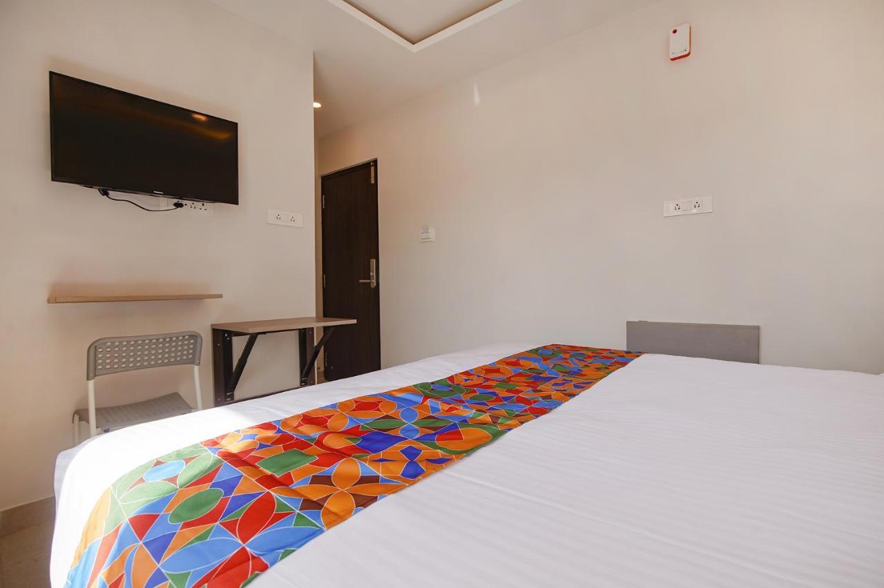 Fabhotel Athasri Inn - Nr Bellandur Railway Station 벵갈루루 외부 사진