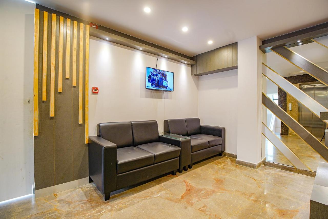 Fabhotel Athasri Inn - Nr Bellandur Railway Station 벵갈루루 외부 사진